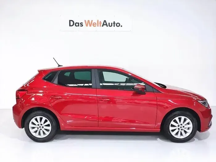 Usado Seat Ibiza Style 80 CV (58 kW) 2025 Rojo Utilitario