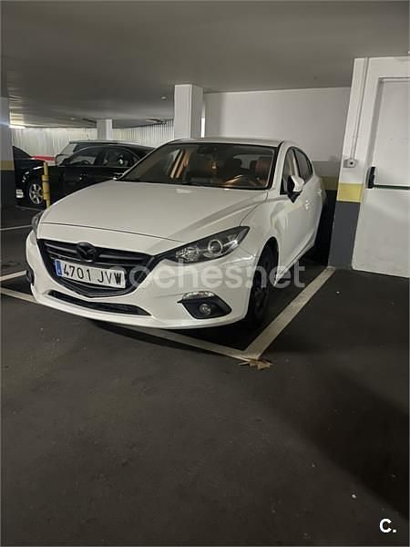Usado Mazda 3 Luxury 150 CV (110 kW) 2016 Blanco Berlina