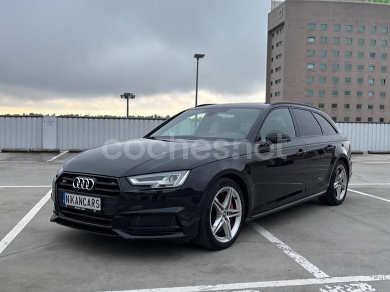 Usado Audi A4 354 CV (260 kW) 2018 Negro Familiar