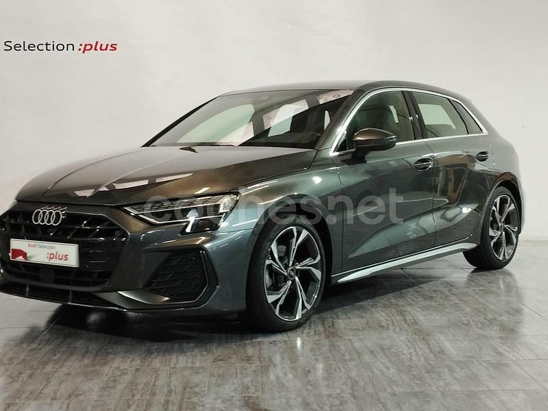 Gris / plata Usado 2024 Audi A3 Sportback e-tron S-Line Berlina | 34.900 € (Un poco caro) - Imagen 1/4