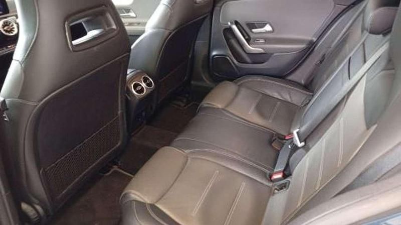 Usado Mercedes A250 218 CV (160 kW) 2022 Azul Utilitario