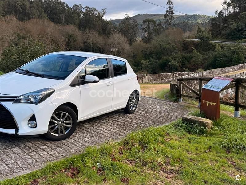 Blanco Usado 2016 Toyota Yaris Berlina | 10.900 € (Buen precio) - Imagen 1/3