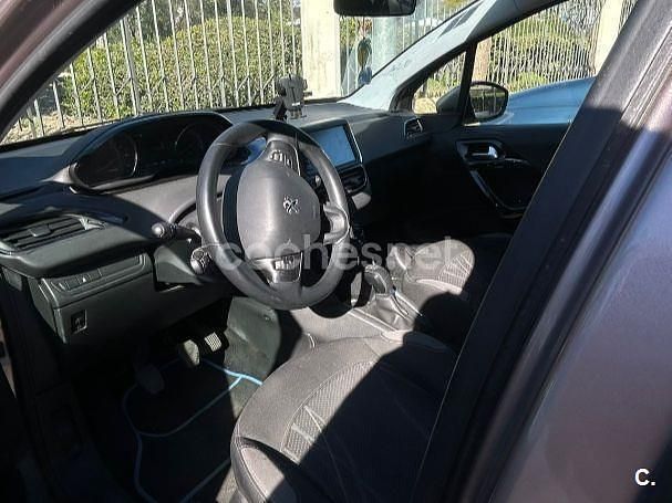 Usado Peugeot 208 Access 68 CV (50 kW) 2015 Gris / plata Utilitario