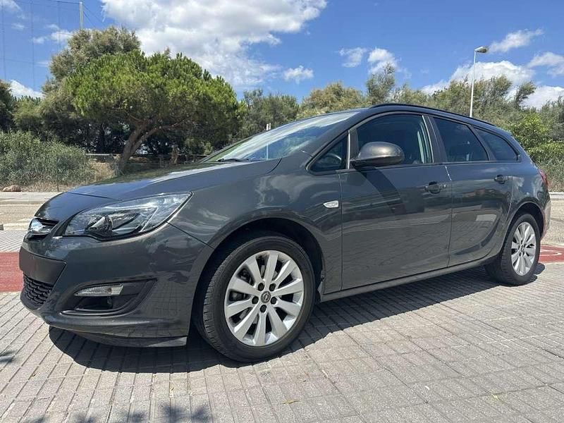 Marrón Usado 2015 Opel Astra Business Familiar | 10.500 € (Precio justo) - Imagen 1/4