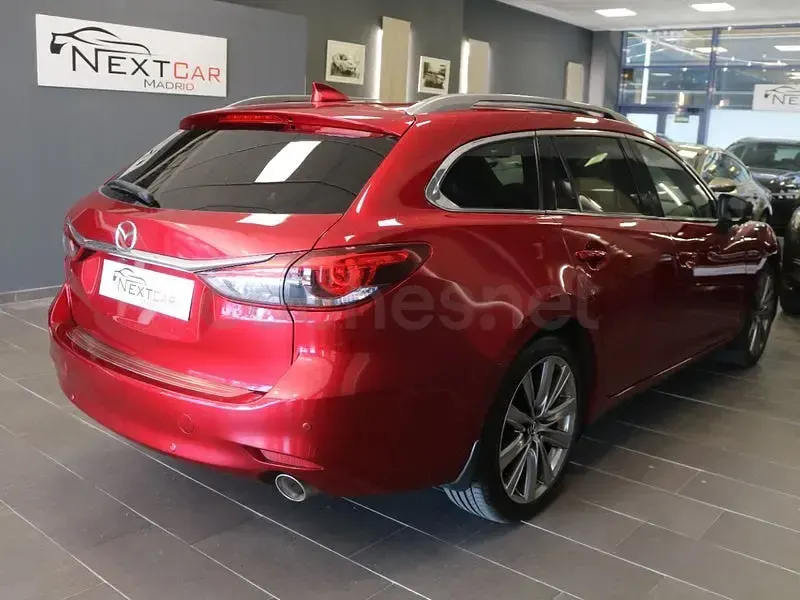 Usado Mazda 6 Signature 184 CV (135 kW) 2020 Rojo Familiar
