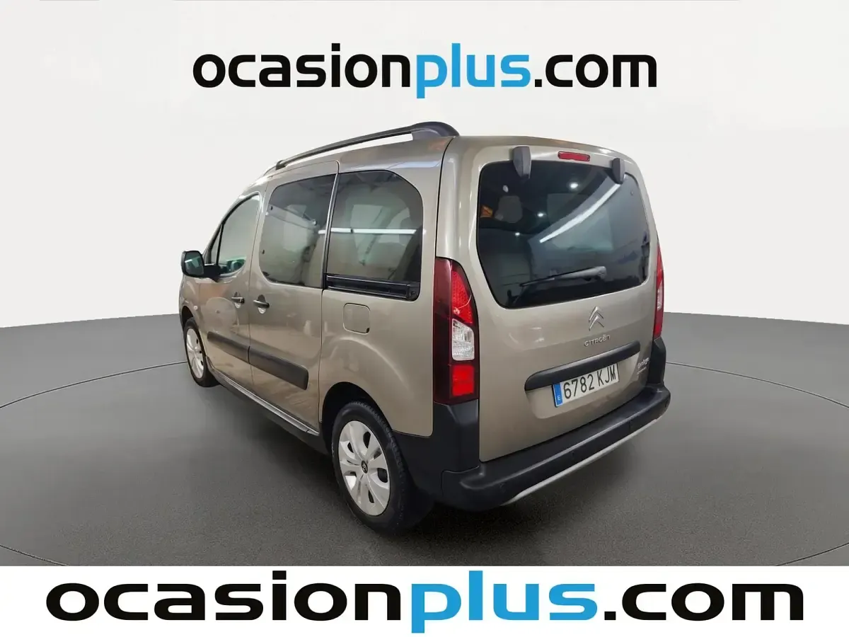 Usado Citroën Berlingo PureTech 110 CV (80 kW) 2018 Marrón Monovolumen