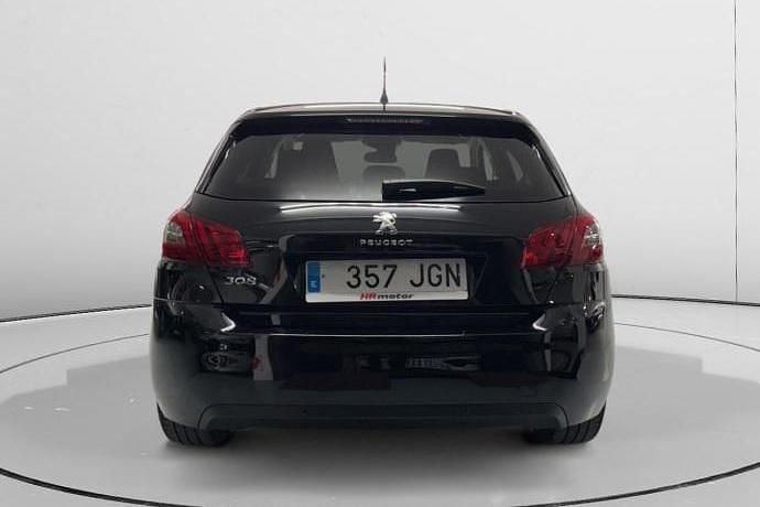 Usado Peugeot 308 Style 131 CV (96 kW) 2015