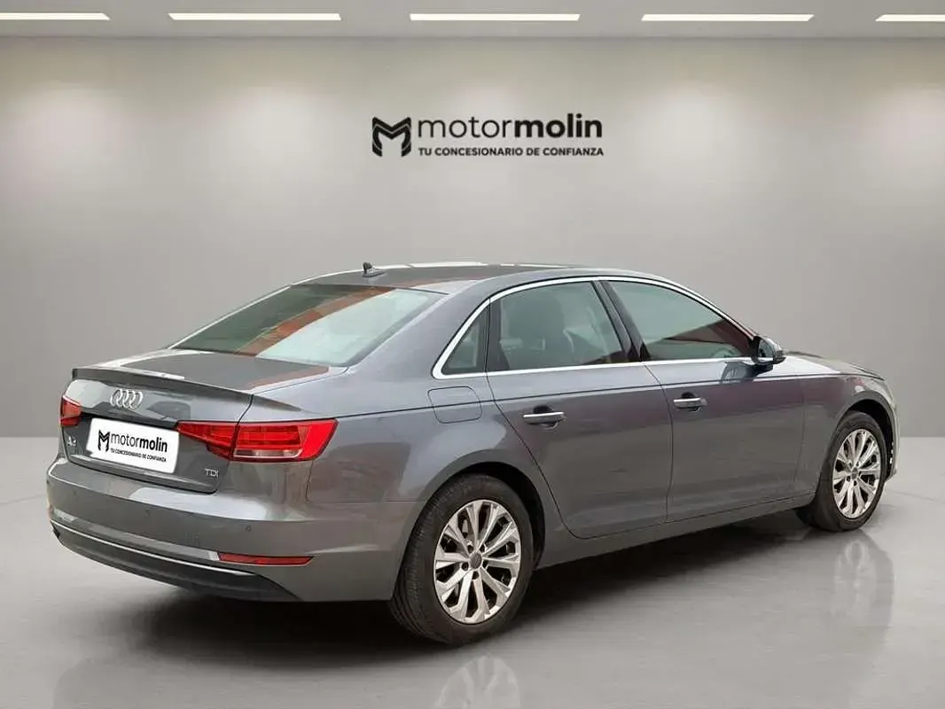 Usado Audi A4 Design 150 CV (110 kW) 2016 Gris Berlina