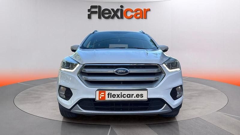 Usado Ford Kuga Trend 120 HP (88 kW) 2019 Branco SUV