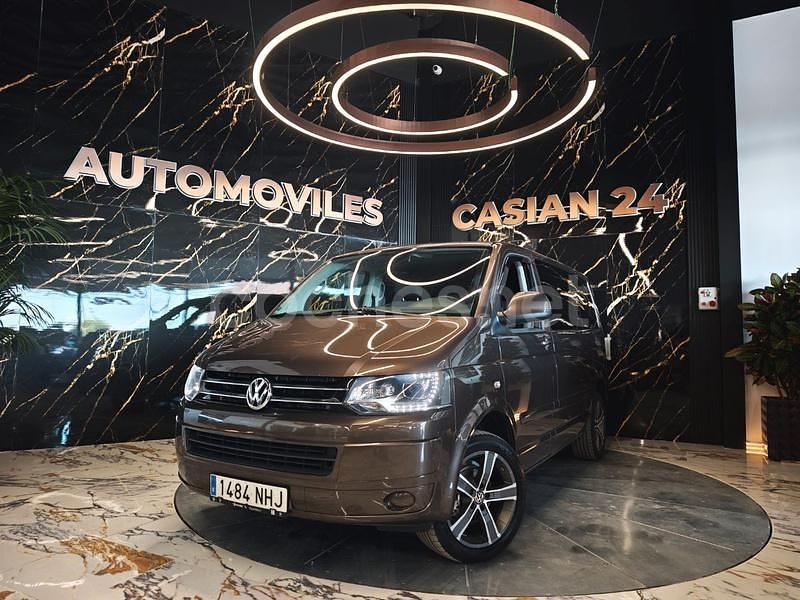 Marrón Usado 2013 VW Caravelle Comfortline Monovolumen | 19.950 € (Un poco caro) - Imagen 1/4