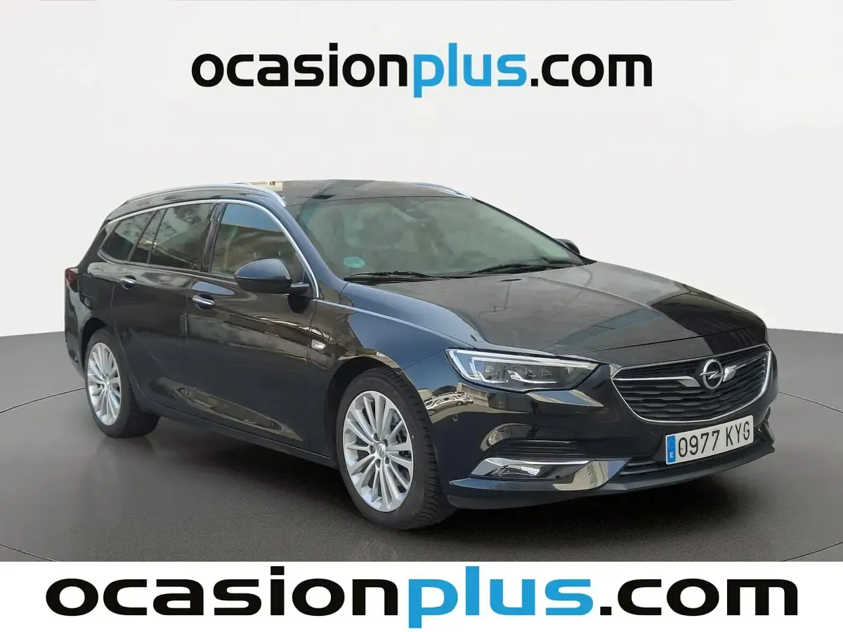 Usado Opel Insignia Innovation 166 CV (122 kW) 2019 Negro Familiar