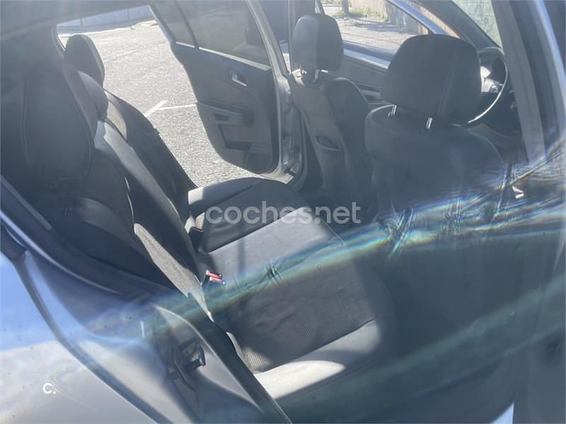 Usado Opel Astra Sport 120 HP (88 kW) 2007 Cinzento Sedan