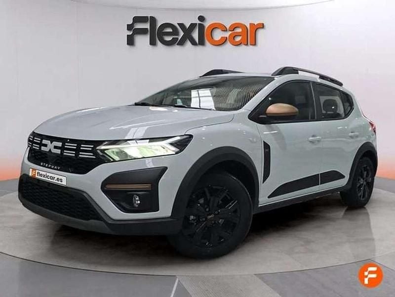 Usado Dacia Sandero Extreme 101 CV (74 kW) 2025 Blanco Utilitario