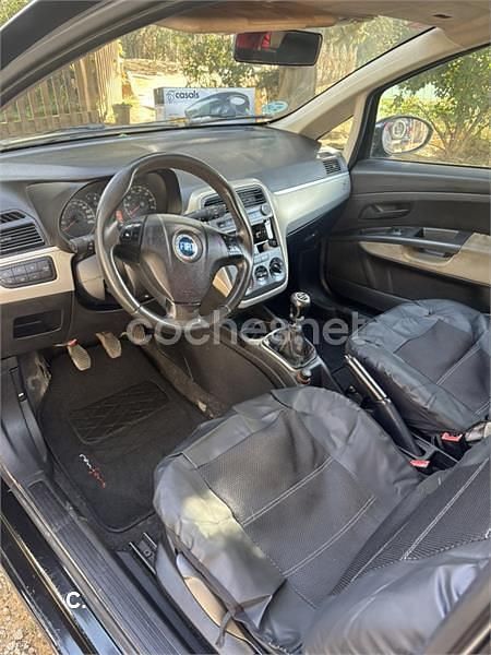 Usado Fiat Punto Dynamic 60 CV (44 kW) 2006 Negro Berlina