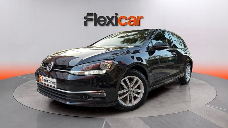 Usado VW Golf VII Advance 150 CV (110 kW) 2020 Negro Berlina