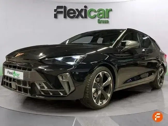 Usado Cupra Leon 150 CV (110 kW) 2025 Negro Berlina