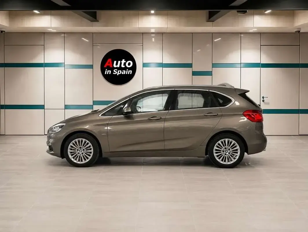 Usado BMW 216 Active Tourer 116 CV (85 kW) 2016 Gris Monovolumen