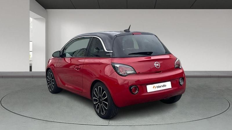 Usado Opel Adam 87 CV (63 kW) 2016 Rojo Utilitario
