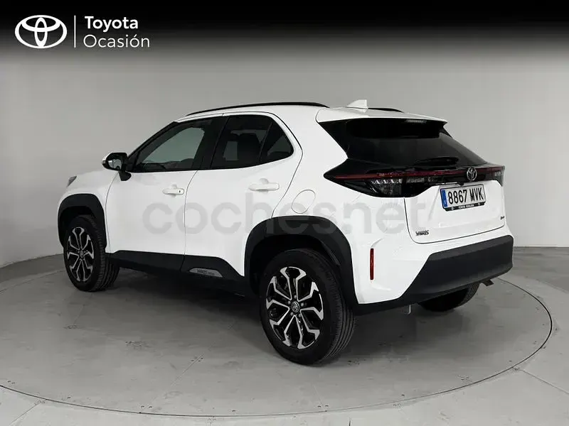 Usado Toyota Yaris Cross Active 116 CV (85 kW) 2024 Blanco SUV