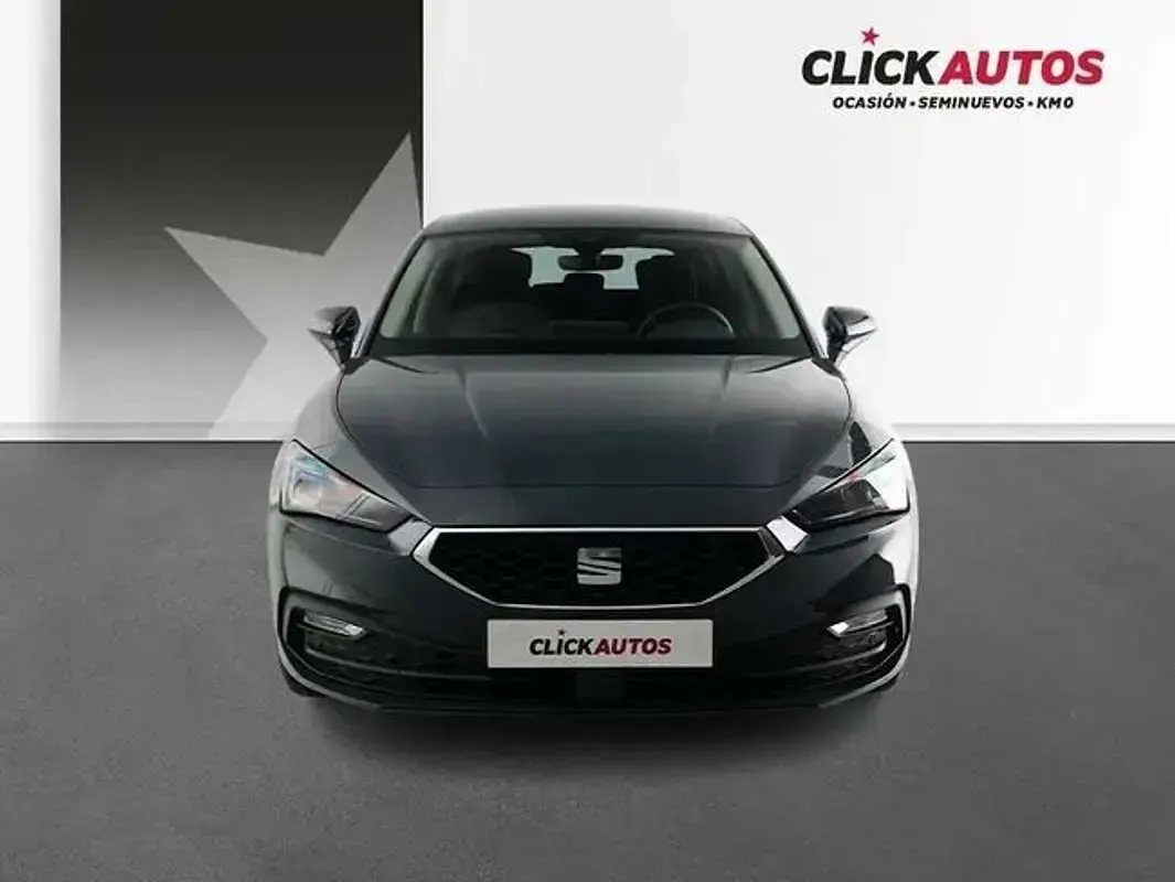 Usado Seat Leon Style 116 CV (85 kW) 2025 Azul Utilitario