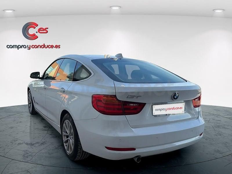 Usado BMW 318 Gran Turismo 143 CV (105 kW) 2014 Blanco Berlina