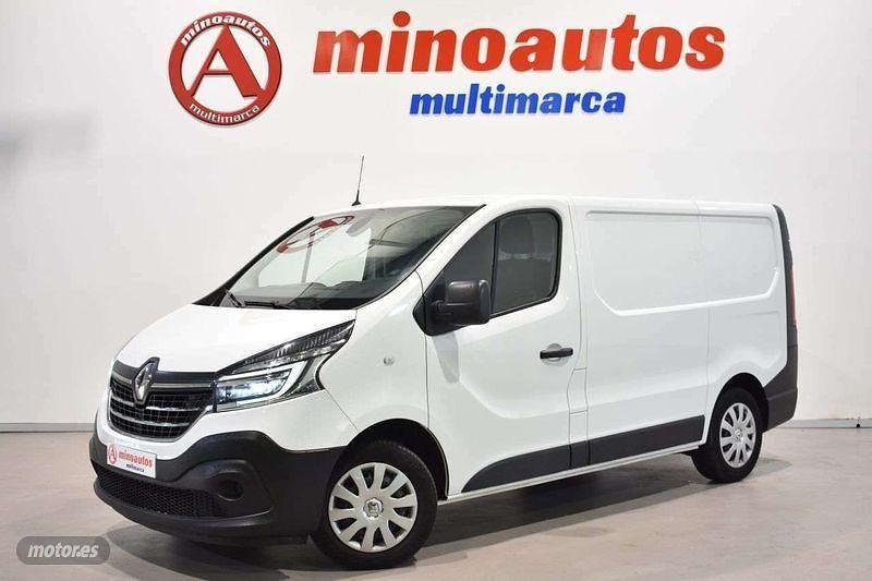 Usado Renault Trafic 121 CV (88 kW) 2020 Blanco Monovolumen