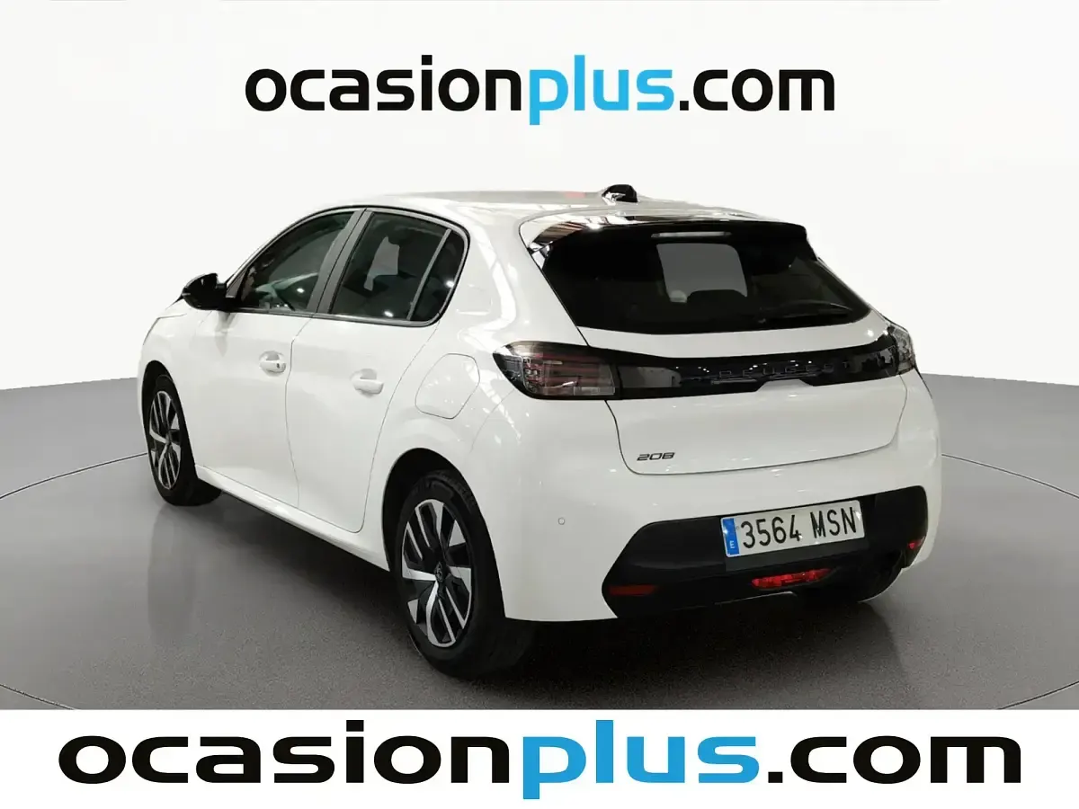Usado Peugeot 208 Active 100 CV (73 kW) 2024 Blanco Utilitario