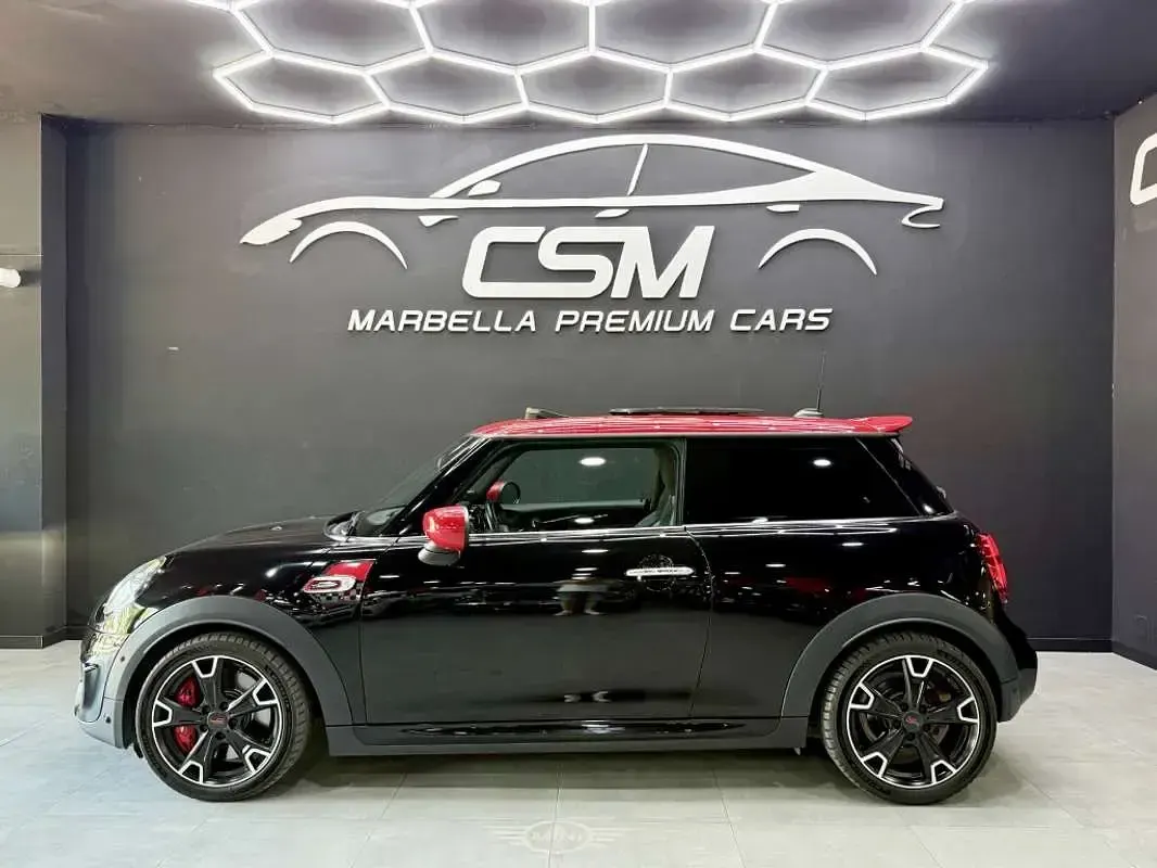 Usado Mini John Cooper Works 231 CV (169 kW) 2020 Negro Utilitario