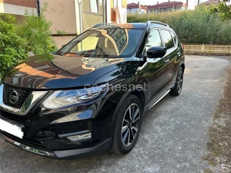 Usado Nissan X-Trail Tekna 163 CV (119 kW) 2018 Negro SUV