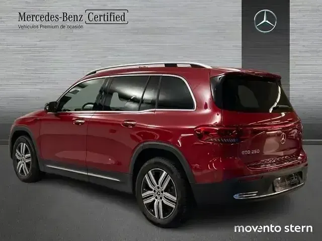 Usado Mercedes EQB250 139 kW (190 CV) 2022 Rojo SUV