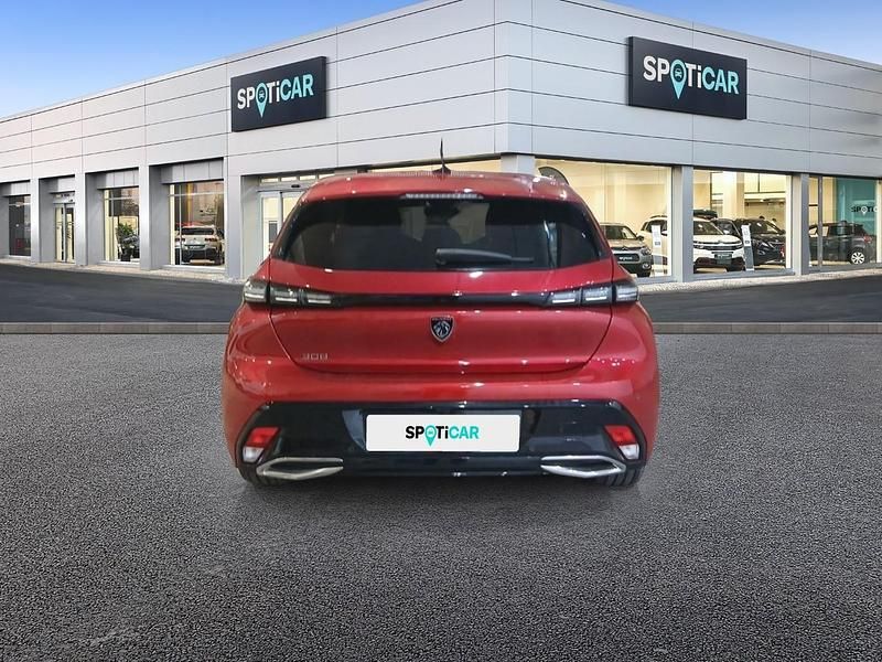 Usado Peugeot 308 Allure 130 CV (95 kW) 2024 Rojo Berlina