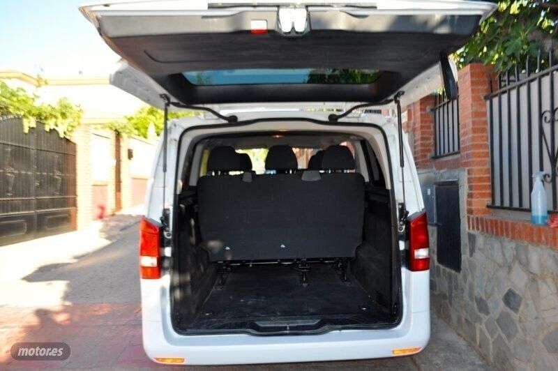 Usado Mercedes V220 163 CV (119 kW) 2018 Blanco Monovolumen