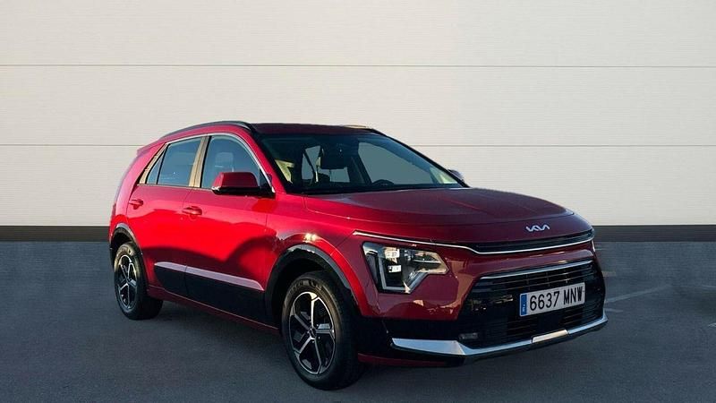 Rojo Usado 2024 Kia Niro SUV | 29.500 € (Caro) - Imagen 1/4