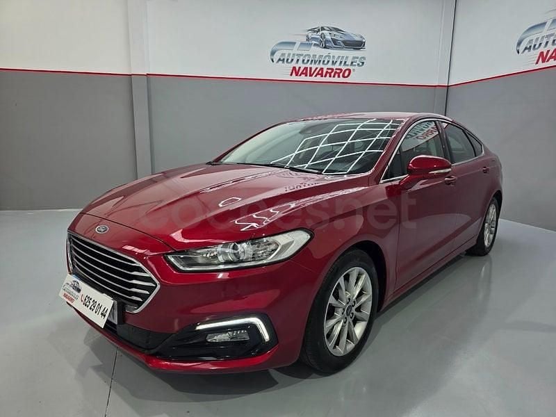 Usado Ford Mondeo Titanium 150 CV (110 kW) 2020 Granate Berlina