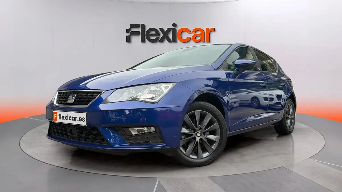 Usado Seat Leon Style 115 CV (84 kW) 2018 Azul Berlina