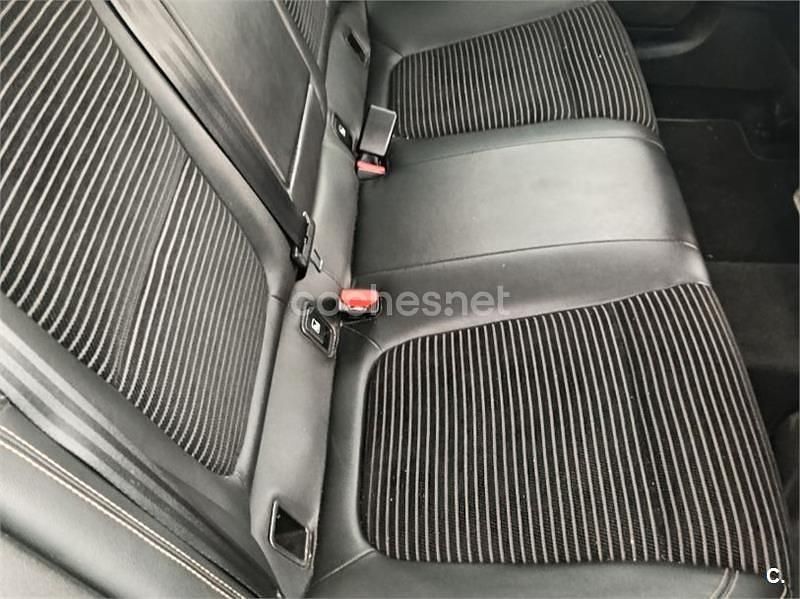 Usado Renault Talisman Zen 130 CV (95 kW) 2016 Gris / plata Berlina