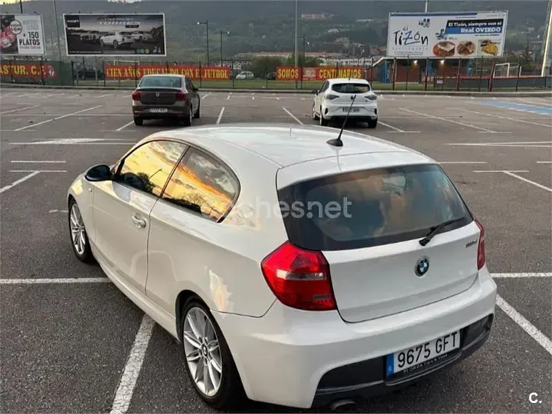 Usado BMW 118 143 CV (105 kW) 2008 Blanco Utilitario