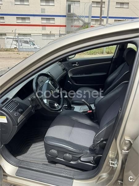 Usado Chevrolet Epica LT 150 CV (110 kW) 2010 Beige Berlina