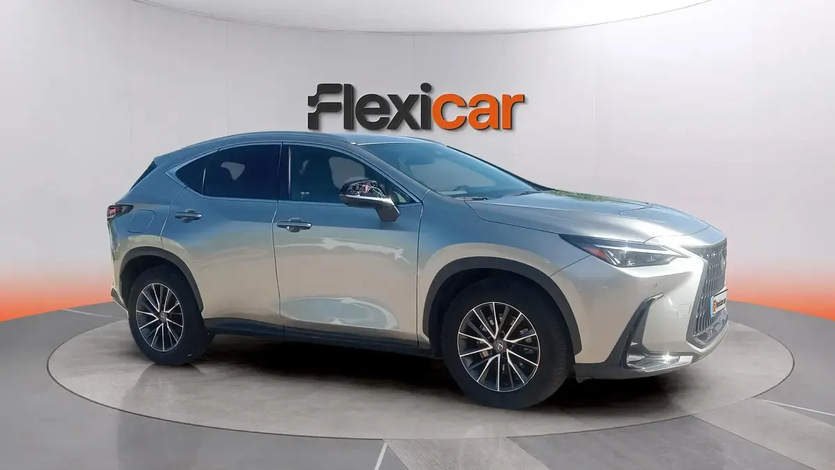 Usado Lexus NX450h+ Sport Line 309 CV (227 kW) 2022 SUV