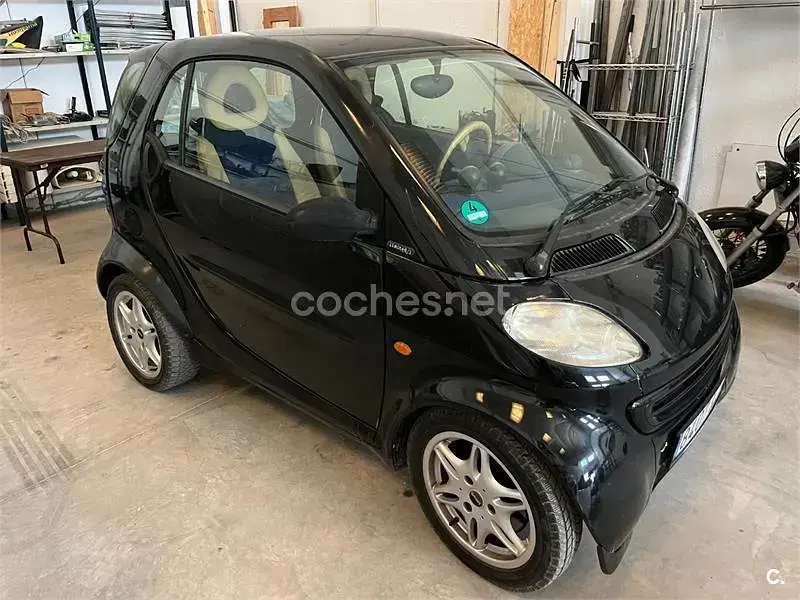 Usado Smart ForTwo Cabrio Passion 61 CV (44 kW) 1998 Negro Descapotable