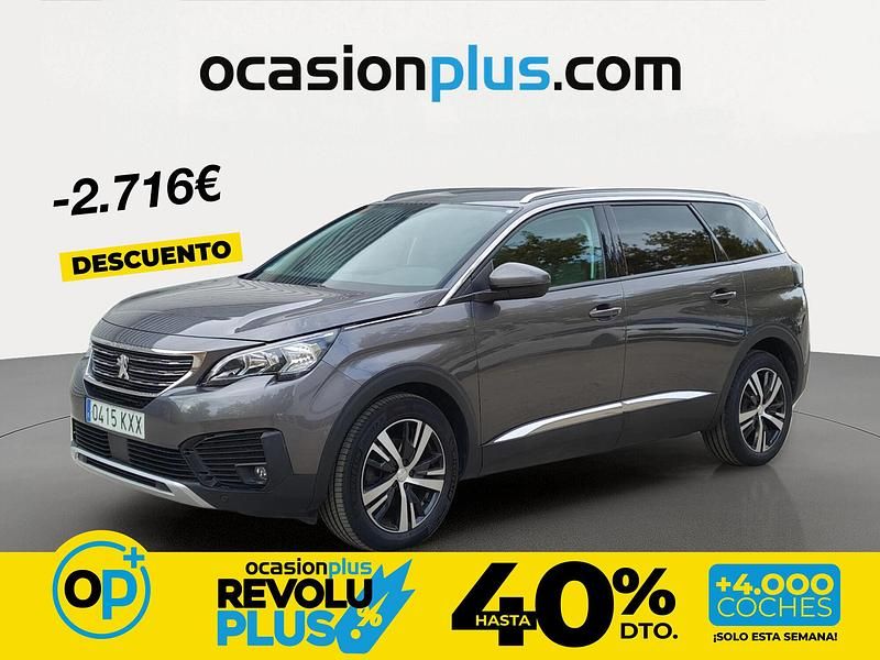 Usado Peugeot 5008 Allure 130 CV (95 kW) 2019 Gris SUV