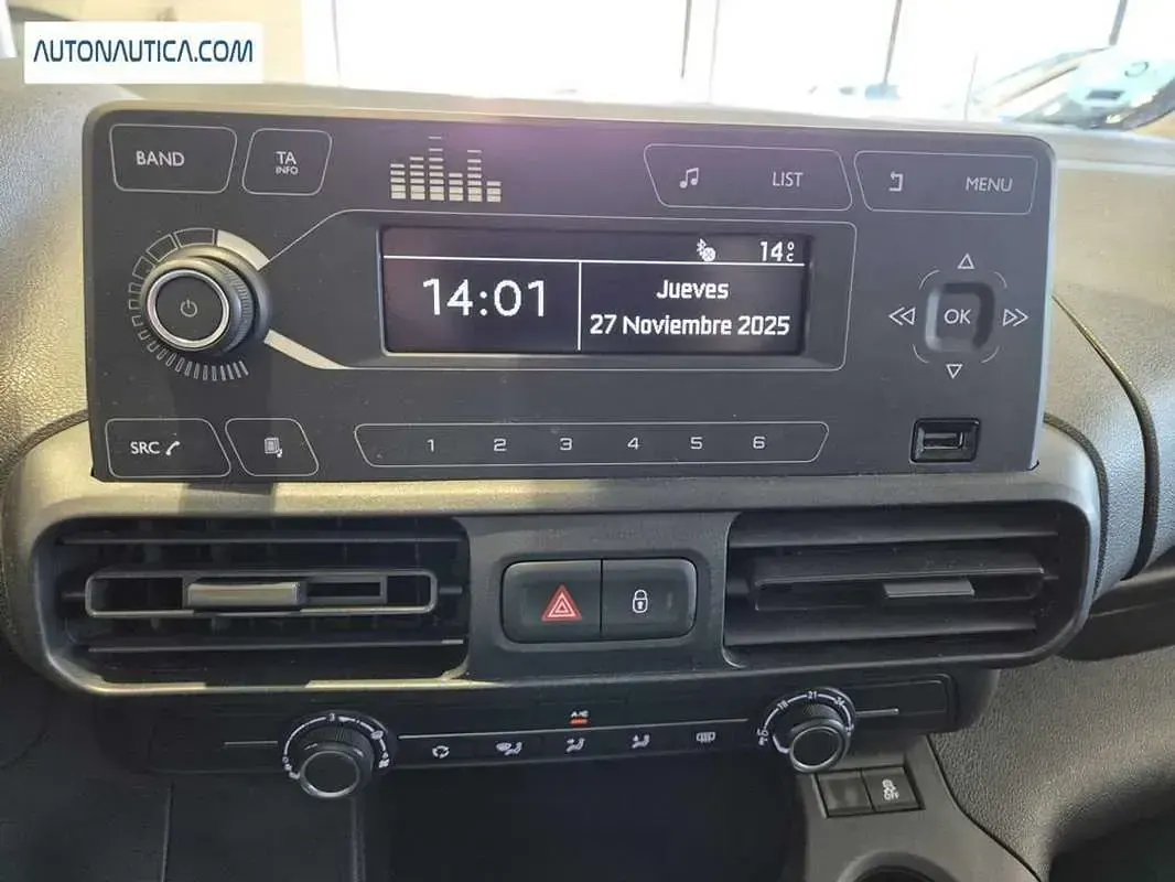 Usado Citroën Berlingo Shine 102 CV (75 kW) 2019 Blanco Monovolumen