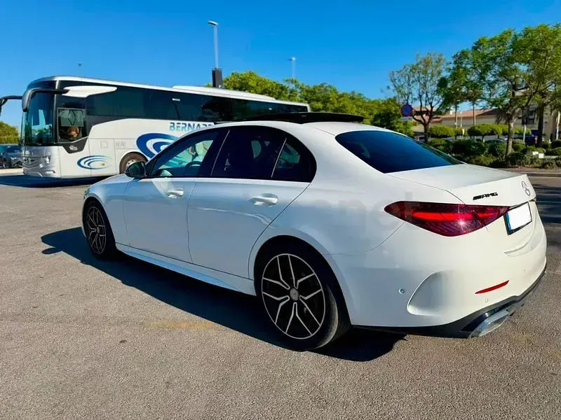 Usado Mercedes C220 194 CV (142 kW) 2023 Blanco Coupe