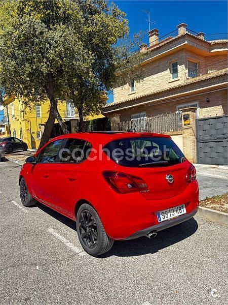 Usado Opel Corsa Color Edition 95 CV (69 kW) 2017 Rojo Utilitario