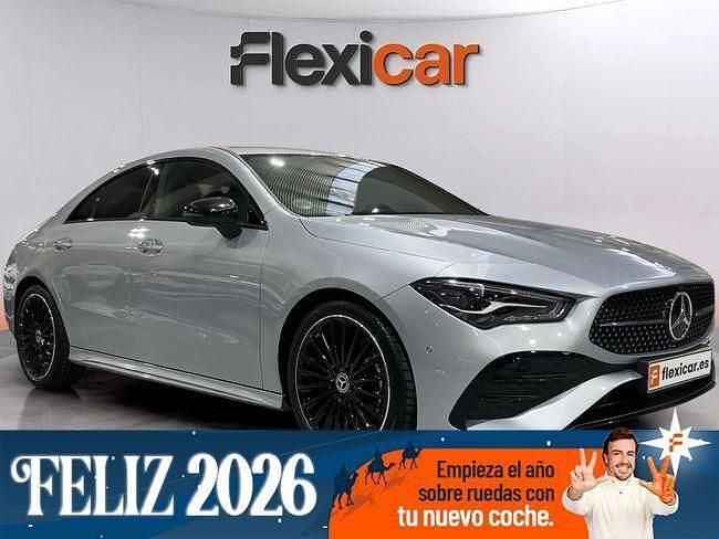 Gris / plata Usado 2025 Mercedes CLA220 Berlina | 46.990 € (Caro) - Imagen 1/4