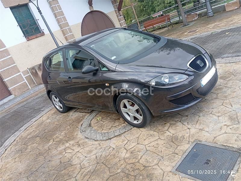 Negro Usado 2005 Seat Altea Monovolumen | 3000 € (Buen precio) - Imagen 1/4