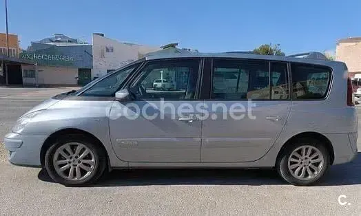 Usado Renault Grand Espace Initiale 175 CV (128 kW) 2006 Gris / plata Monovolumen