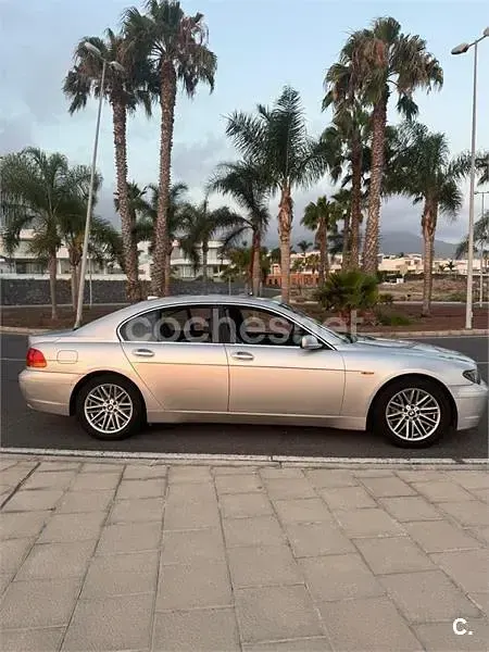 Usado BMW 745 Comfort Edition 333 CV (244 kW) 2001 Gris / plata Berlina