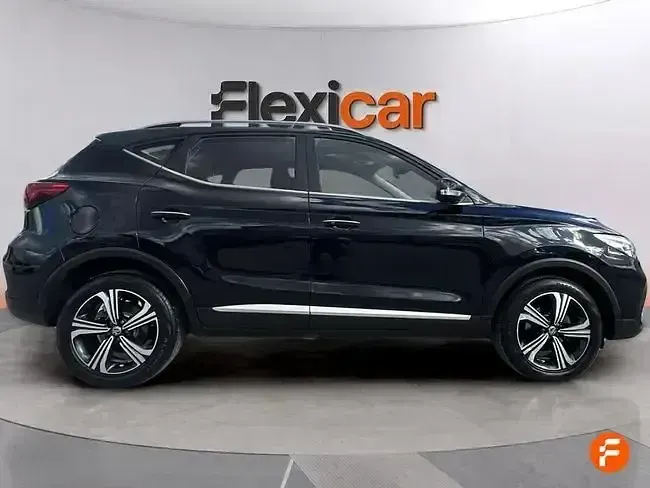 Usado MG ZS Comfort 111 CV (81 kW) 2022 Negro SUV