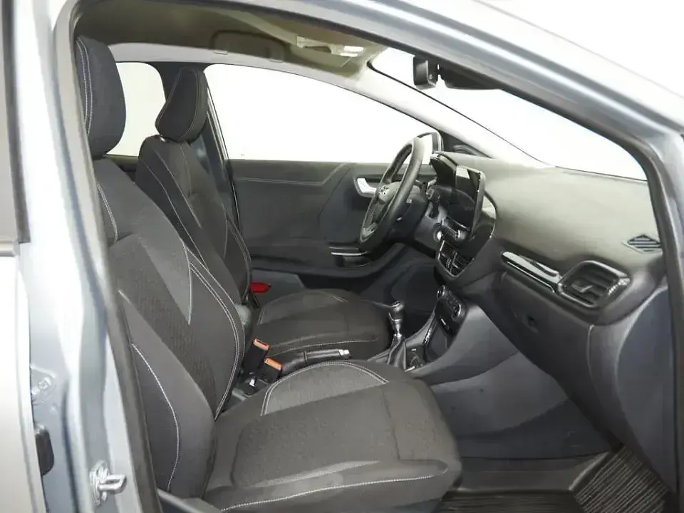 Usado Ford Puma Titanium 125 CV (91 kW) 2024 Gris SUV